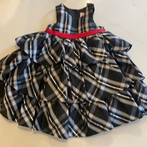 18 Month formal 👗 dress. Excellent condition 🌻 bundle discounts offered.